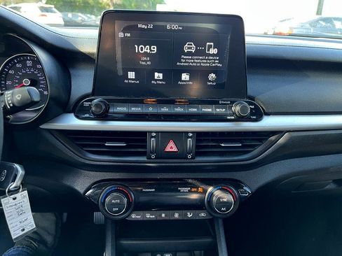 Used 2019 Kia Forte LXS image 15