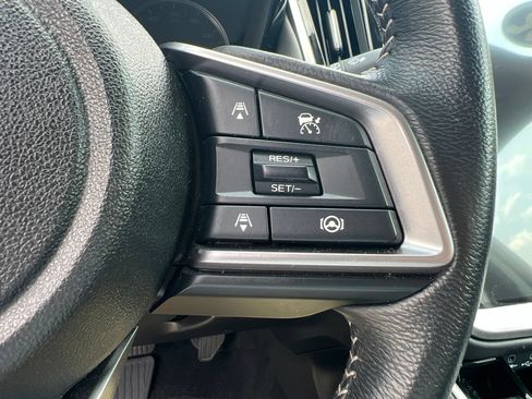 Used 2025 Subaru Outback Premium AWD/4WD image 24