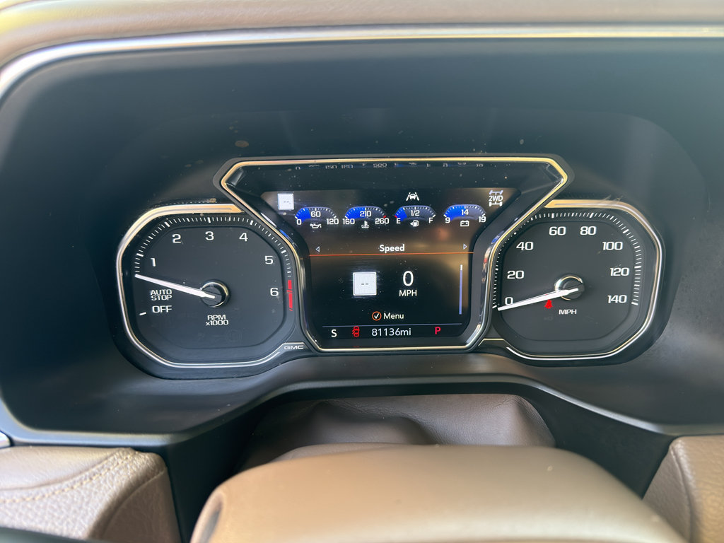 Used 2021 GMC Yukon Denali w/ Denali Premium Package AWD/4WD image 22