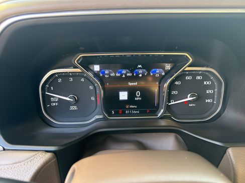 Used 2021 GMC Yukon Denali w/ Denali Premium Package image 22