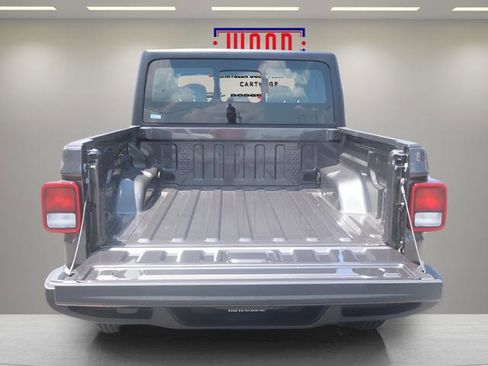 New 2026 Jeep Gladiator Sport AWD/4WD image 10