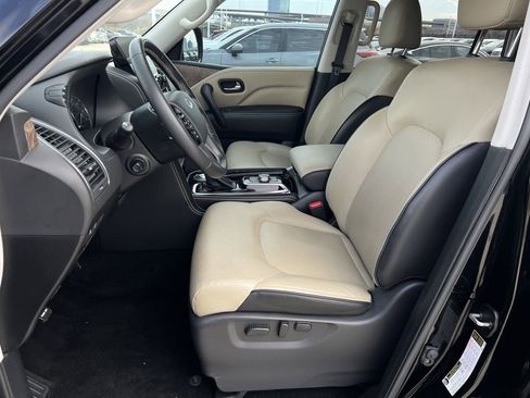 Used 2023 INFINITI QX80 Premium Select w/ All-Season Package image 21