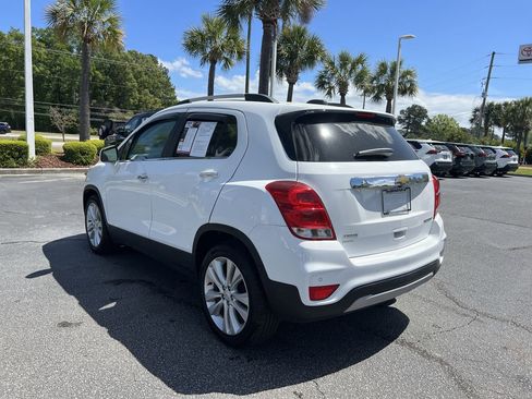 Used 2020 Chevrolet Trax Premier FWD image 8