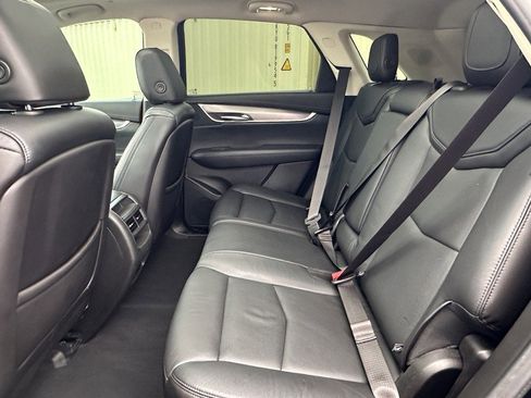 Used 2019 Cadillac XT5 Luxury image 10