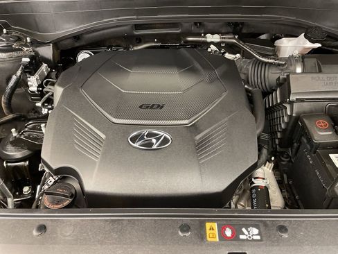 Used 2022 Hyundai Palisade Limited w/ Cargo Package FWD image 32