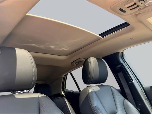 Certified 2023 Buick Encore GX Essence w/ Experience Buick Package FWD image 13