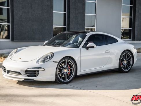 Used 2015 Porsche 911 Carrera 4S image 30
