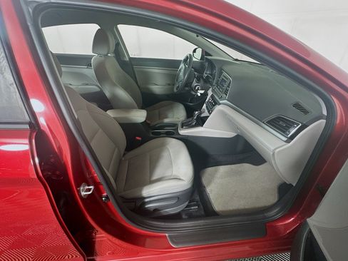 Used 2017 Hyundai Elantra SE FWD image 27