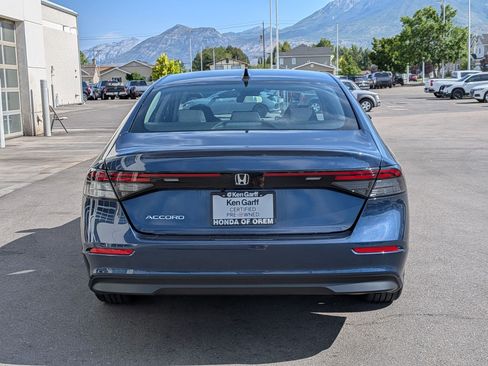 Used 2025 Honda Accord SE image 7