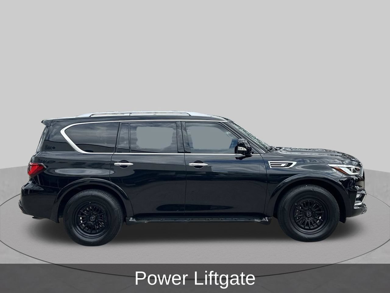 Used 2024 INFINITI QX80 Luxe w/ Cargo Package RWD image 6