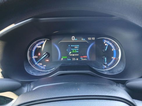 Used 2024 Toyota RAV4 LE image 15