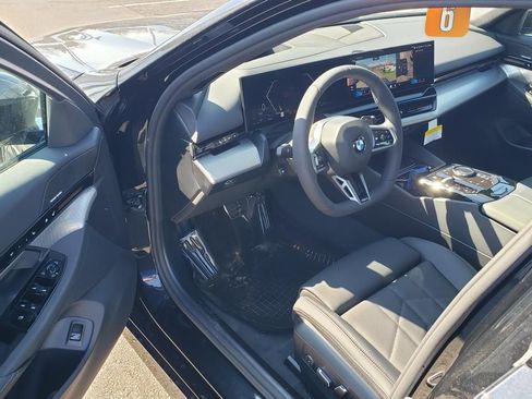 New 2026 BMW 530i xDrive w/ M Sport Package AWD/4WD image 6