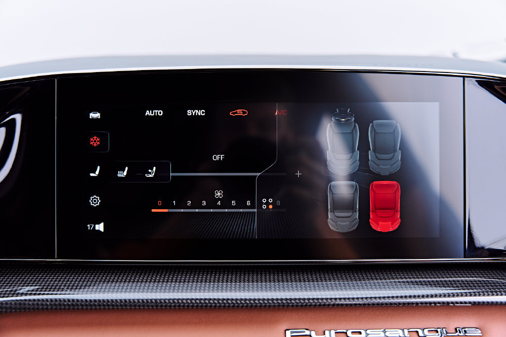 Used 2024 Ferrari Purosangue AWD/4WD image 60