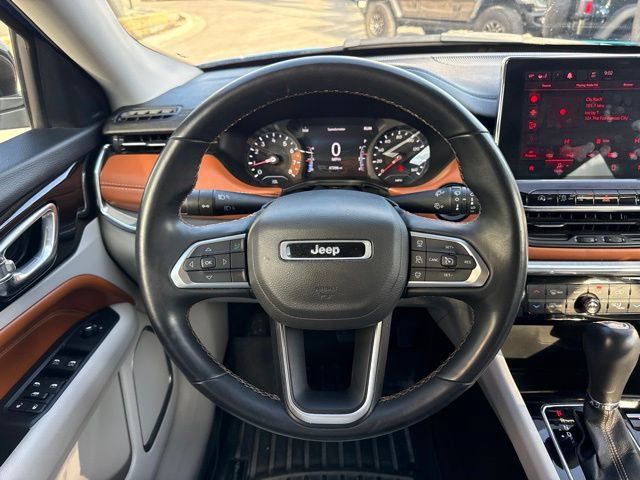 Used 2022 Jeep Compass Limited AWD/4WD image 18