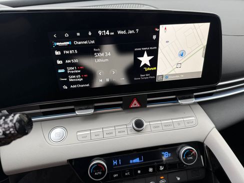 New 2026 Hyundai Elantra Limited image 18