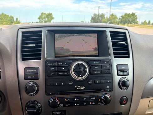 Used 2011 Nissan Armada SV image 25