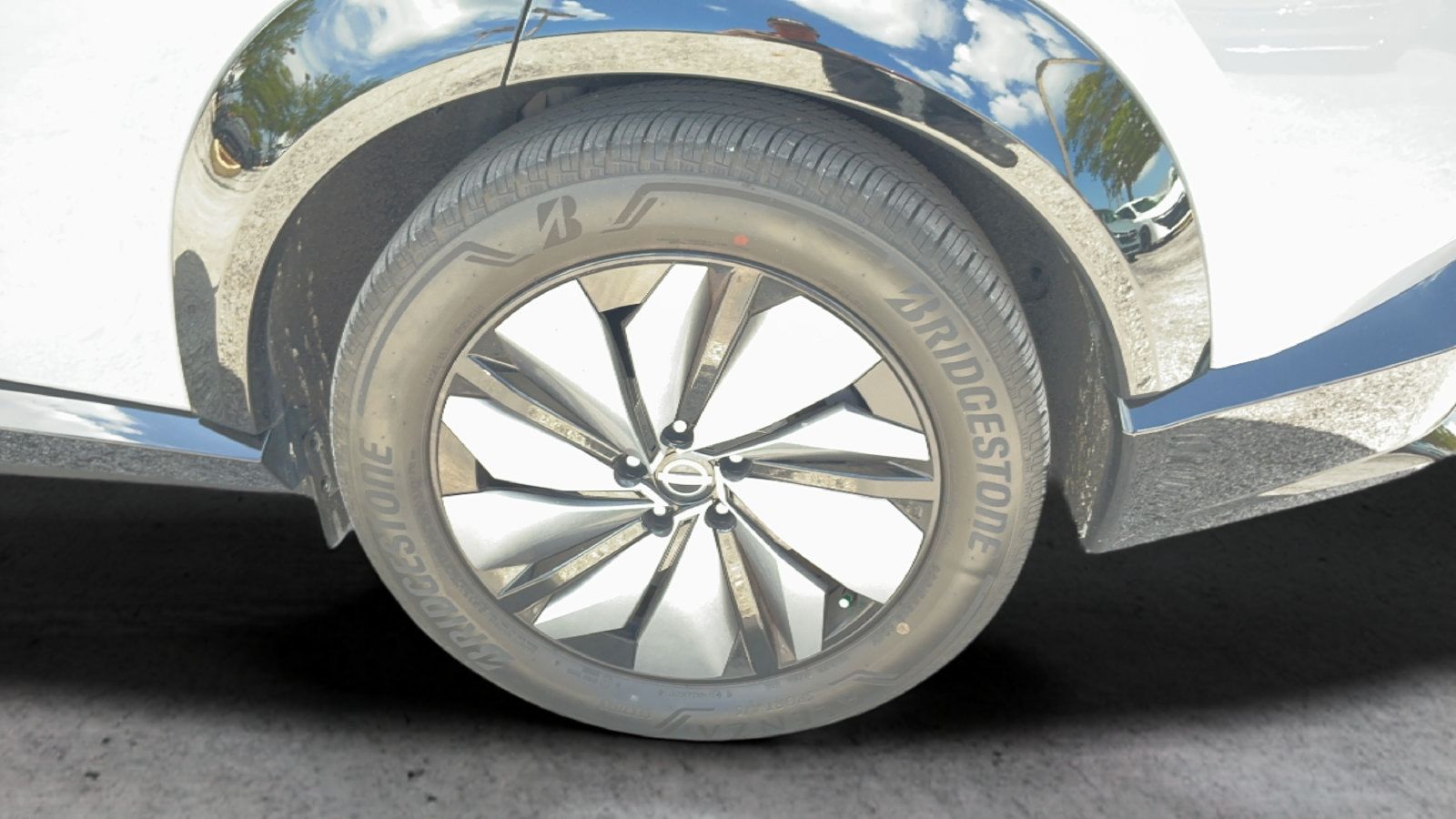 Certified 2025 Nissan Ariya FWD image 48