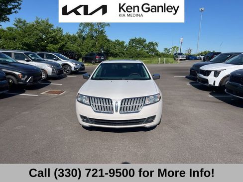 Used 2010 Lincoln MKZ AWD image 2