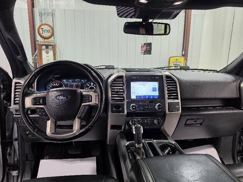 Used 2020 Ford F150 Platinum RWD image 9