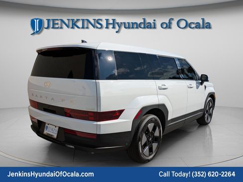 New 2026 Hyundai Santa Fe SE image 3