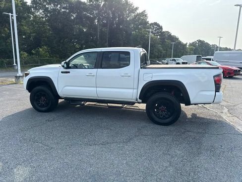 Used 2018 Toyota Tacoma TRD Pro AWD/4WD image 6