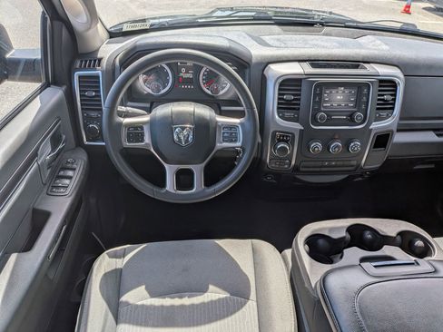 Used 2024 RAM 1500 Classic SLT AWD/4WD image 29