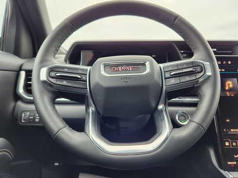 Used 2025 GMC Terrain Elevation AWD/4WD image 21
