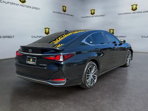 Used 2025 Lexus ES 300h w/ Premium Package FWD image 5