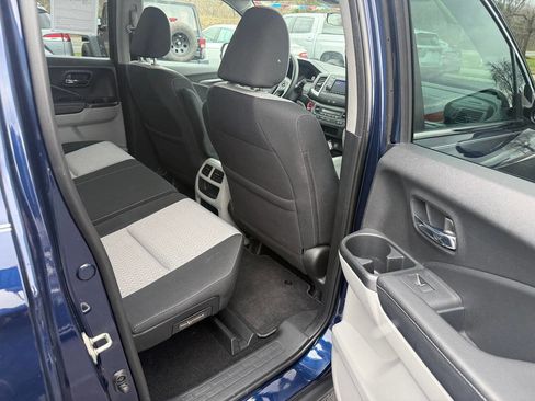 Used 2017 Honda Ridgeline RTS image 11