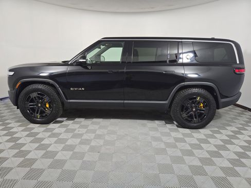 Used 2023 Rivian R1S Adventure AWD/4WD image 2