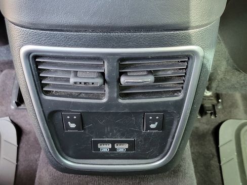 Used 2017 Dodge Charger R/T w/ Plus Group image 14