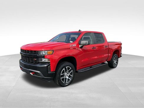 Used 2020 Chevrolet Silverado 1500 Custom Trail Boss w/ Custom Convenience Package AWD/4WD image 7