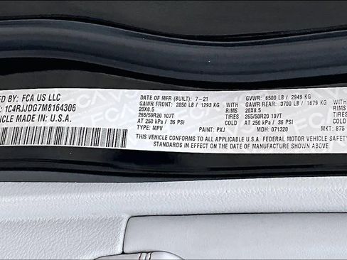 Used 2021 Jeep Grand Cherokee L Overland w/ Luxury Tech Group IV RWD image 68