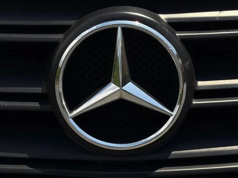Used 2021 Mercedes-Benz Sprinter 2500 image 33