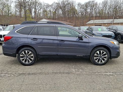 Used 2017 Subaru Outback 2.5i Limited AWD/4WD image 7