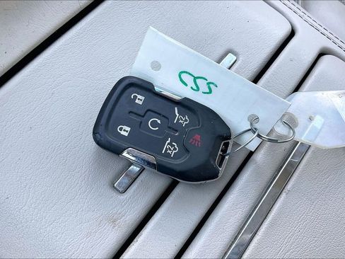 Used 2017 GMC Yukon Denali AWD/4WD image 36