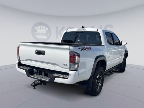 Used 2023 Toyota Tacoma TRD Off-Road w/ Technology Package AWD/4WD image 7