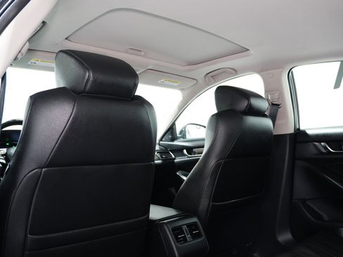 Used 2020 Honda Accord EX-L image 16