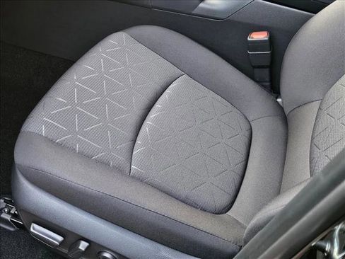 New 2025 Toyota RAV4 XLE image 4