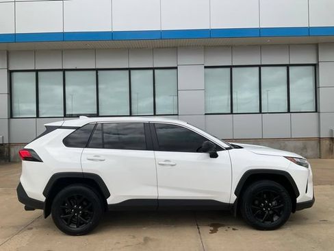 Used 2024 Toyota RAV4 LE FWD image 35