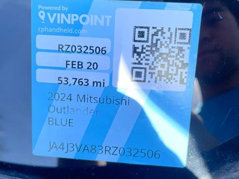 Used 2024 Mitsubishi Outlander SE image 27