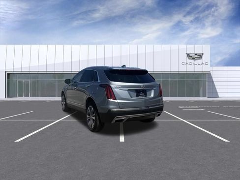 Certified 2024 Cadillac XT5 Premium Luxury w/ LPO, Floor Liner Package AWD/4WD image 11