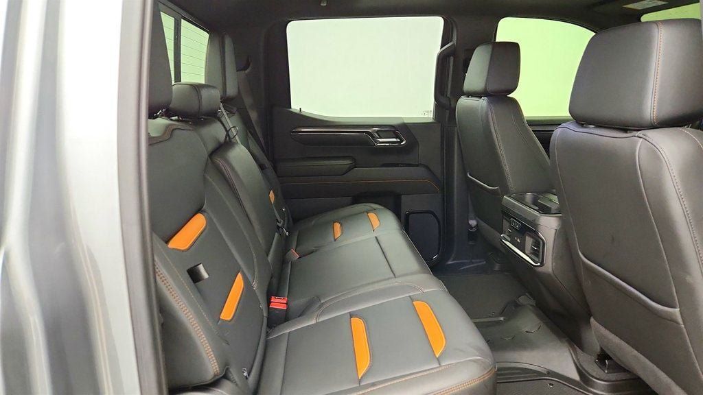 Used 2024 GMC Sierra 1500 AT4 w/ Technology Package AWD/4WD image 22