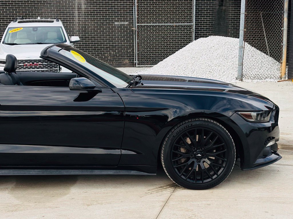 Used 2017 Ford Mustang GT Premium RWD image 5