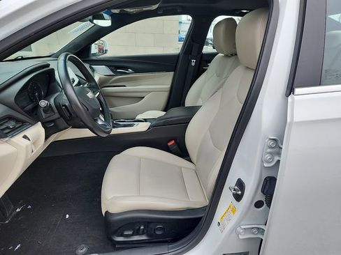 Used 2021 Cadillac CT4 Luxury w/ Sun And Sound Package image 13