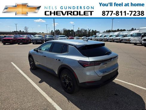 New 2026 Chevrolet Equinox EV LT w/ Comfort Package FWD image 5