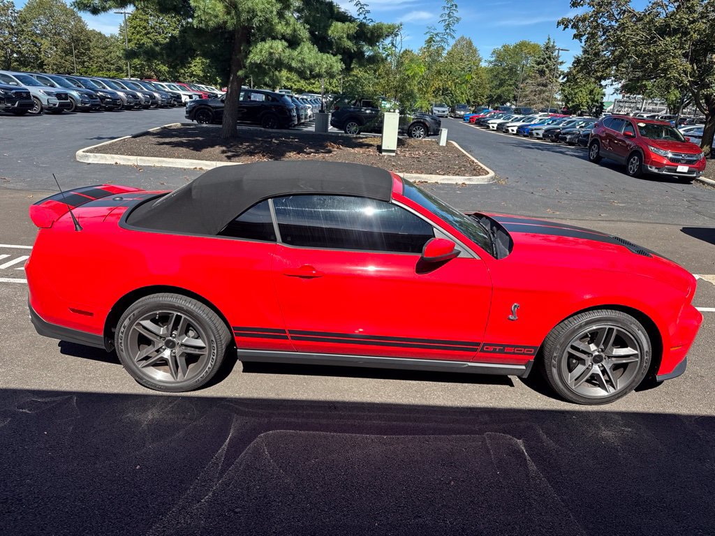 Used 2010 Ford Mustang Shelby GT500 RWD image 7