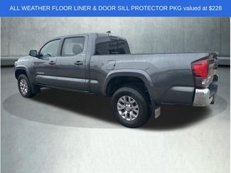 Used 2019 Toyota Tacoma SR5 AWD/4WD video 3