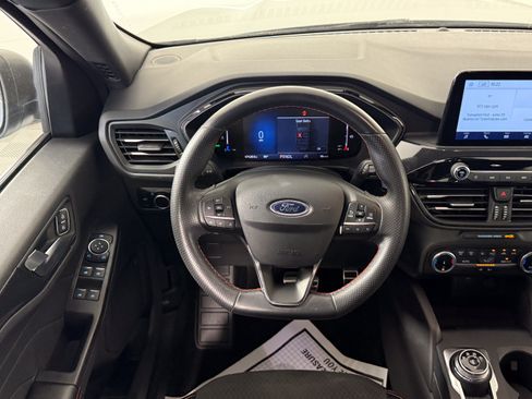 Certified 2024 Ford Escape ST-Line FWD image 10
