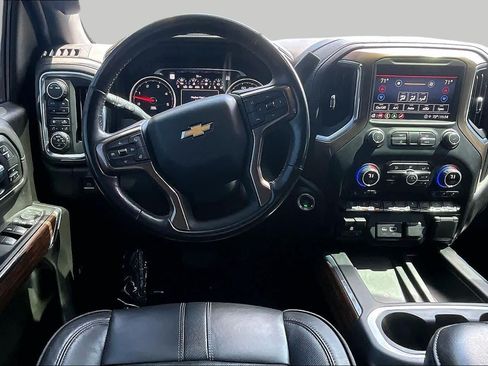 Used 2022 Chevrolet Silverado 2500 High Country w/ Safety Package II AWD/4WD image 6